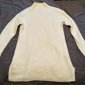 Old Navy mock neck tunic sweater size small